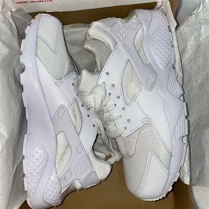 Nike White Huarache